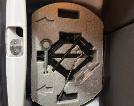 Белый Равон Р2, объемом двигателя 1.25 л и пробегом 44 тыс. км за 7599 $, фото 13 на Automoto.ua