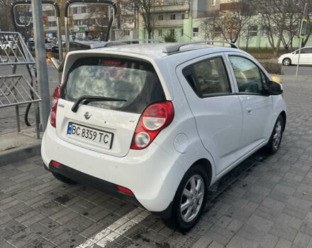 Белый Равон Р2, объемом двигателя 1.25 л и пробегом 60 тыс. км за 8000 $, фото 4 на Automoto.ua