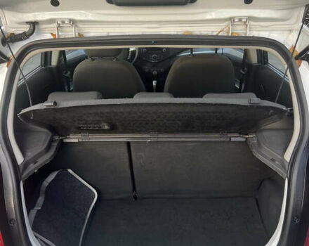 Белый Равон Р2, объемом двигателя 1.25 л и пробегом 60 тыс. км за 8000 $, фото 5 на Automoto.ua