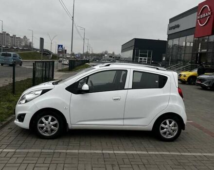 Белый Равон Р2, объемом двигателя 1.25 л и пробегом 28 тыс. км за 7900 $, фото 3 на Automoto.ua