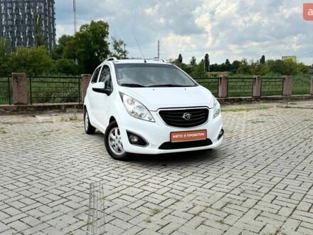 Белый Равон Р2, объемом двигателя 1.25 л и пробегом 60 тыс. км за 7500 $, фото 1 на Automoto.ua
