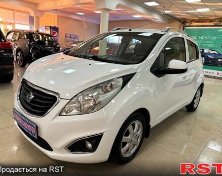 Белый Равон Р2, объемом двигателя 1.2 л и пробегом 36 тыс. км за 7300 $, фото 1 на Automoto.ua