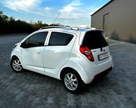 Білий Равон Р2, об'ємом двигуна 1.2 л та пробігом 60 тис. км за 7300 $, фото 1 на Automoto.ua