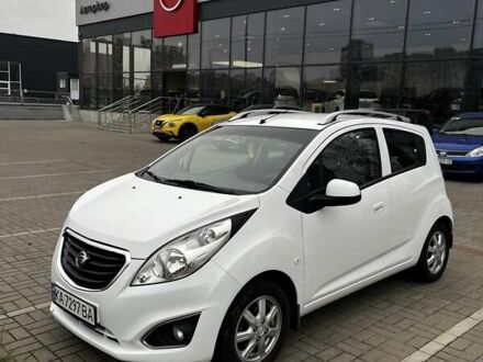 Белый Равон Р2, объемом двигателя 1.25 л и пробегом 28 тыс. км за 7900 $, фото 1 на Automoto.ua