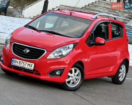 Красный Равон Р2, объемом двигателя 1.25 л и пробегом 11 тыс. км за 7400 $, фото 2 на Automoto.ua