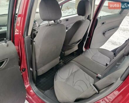 Красный Равон Р2, объемом двигателя 1.25 л и пробегом 64 тыс. км за 7200 $, фото 4 на Automoto.ua