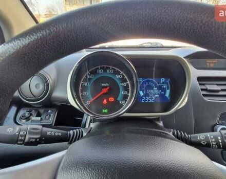 Червоний Равон Р2, об'ємом двигуна 1.25 л та пробігом 128 тис. км за 7000 $, фото 5 на Automoto.ua