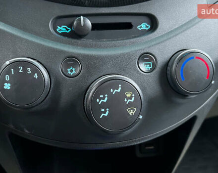 Червоний Равон Р2, об'ємом двигуна 1.25 л та пробігом 58 тис. км за 8700 $, фото 13 на Automoto.ua