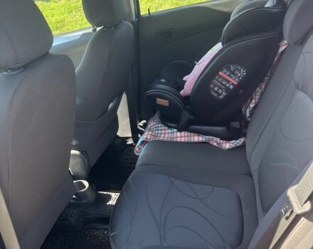 Красный Равон Р2, объемом двигателя 0 л и пробегом 28 тыс. км за 9000 $, фото 6 на Automoto.ua