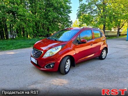 Равон Р2 2016 в Запорожье на Automoto.ua Красный Равон Р2, объемом двигателя 13 л и пробегом 91 тыс. км за 5750 $, фото 1 на Automoto.ua