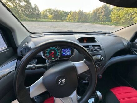 Равон Р2 2018 у Харкові на Automoto.ua Червоний Равон Р2, об'ємом двигуна 1.2 л та пробігом 69 тис. км за 7500 $, фото 1 на Automoto.ua