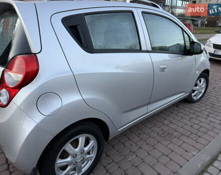 Серый Равон Р2, объемом двигателя 1.25 л и пробегом 33 тыс. км за 7000 $, фото 4 на Automoto.ua