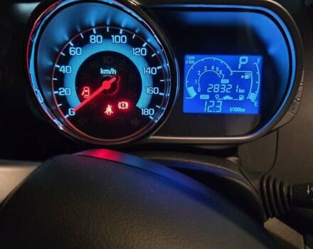 Равон Р2 2016 в Киеве на Automoto.ua Зеленый Равон Р2, объемом двигателя 1.25 л и пробегом 28 тыс. км за 7200 $, фото 7 на Automoto.ua