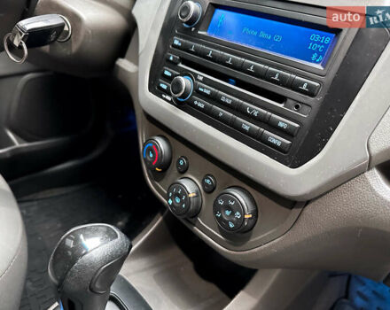 Білий Равон R4, об'ємом двигуна 1.49 л та пробігом 98 тис. км за 6998 $, фото 44 на Automoto.ua