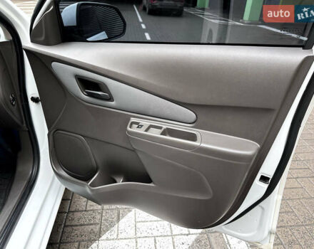 Білий Равон R4, об'ємом двигуна 1.49 л та пробігом 98 тис. км за 6998 $, фото 39 на Automoto.ua