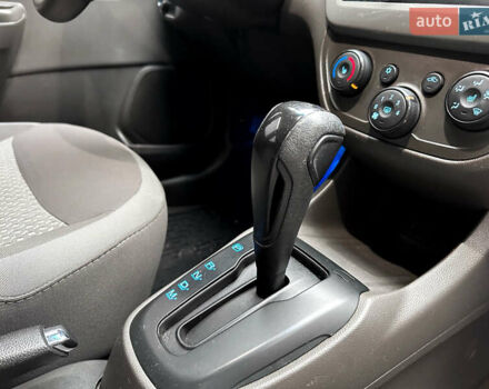 Білий Равон R4, об'ємом двигуна 1.49 л та пробігом 98 тис. км за 6998 $, фото 7 на Automoto.ua