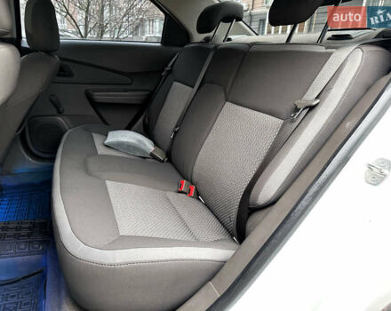 Білий Равон R4, об'ємом двигуна 1.49 л та пробігом 98 тис. км за 6998 $, фото 51 на Automoto.ua