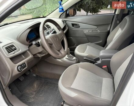 Білий Равон R4, об'ємом двигуна 1.49 л та пробігом 70 тис. км за 7900 $, фото 17 на Automoto.ua