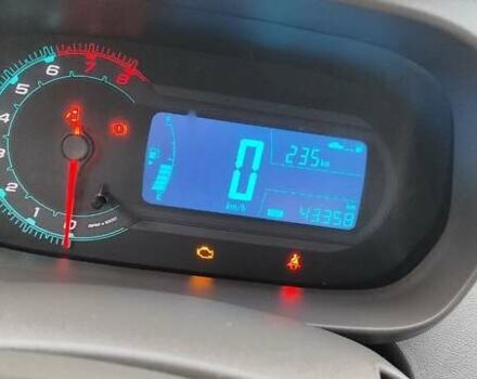 Білий Равон R4, об'ємом двигуна 1.49 л та пробігом 43 тис. км за 9000 $, фото 4 на Automoto.ua
