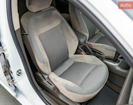 Білий Равон R4, об'ємом двигуна 1.5 л та пробігом 39 тис. км за 8814 $, фото 17 на Automoto.ua