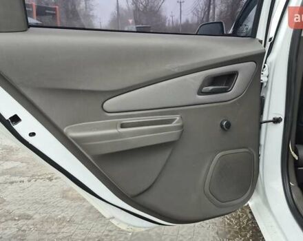 Белый Равон R4, объемом двигателя 1.49 л и пробегом 153 тыс. км за 6650 $, фото 11 на Automoto.ua