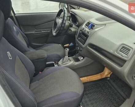 Белый Равон R4, объемом двигателя 1.49 л и пробегом 153 тыс. км за 6650 $, фото 16 на Automoto.ua