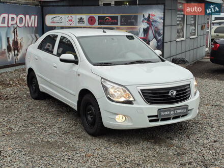 Равон R4 2020 в Киеве на Automoto.ua Белый Равон R4, объемом двигателя 1.49 л и пробегом 100 тыс. км за 8300 $, фото 1 на Automoto.ua