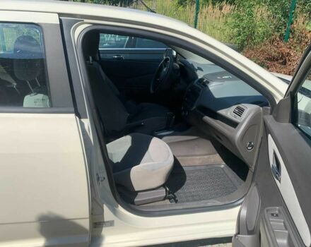 Бежевий Равон R4, об'ємом двигуна 1.5 л та пробігом 57 тис. км за 6798 $, фото 4 на Automoto.ua