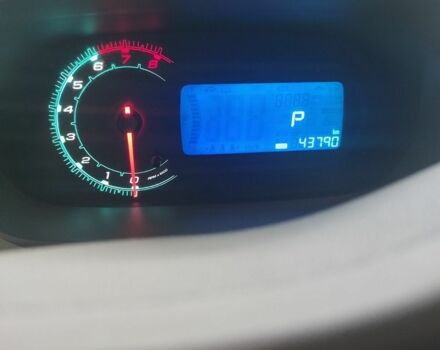 Бежевий Равон R4, об'ємом двигуна 1.5 л та пробігом 44 тис. км за 8000 $, фото 3 на Automoto.ua