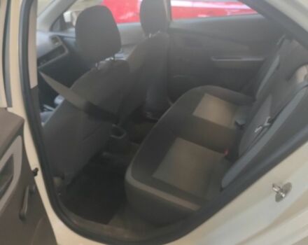 Бежевий Равон R4, об'ємом двигуна 1.5 л та пробігом 44 тис. км за 8000 $, фото 5 на Automoto.ua