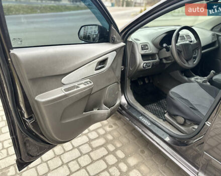 Коричневый Равон R4, объемом двигателя 1.49 л и пробегом 200 тыс. км за 3999 $, фото 18 на Automoto.ua