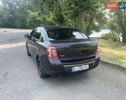 Коричневий Равон R4, об'ємом двигуна 1.5 л та пробігом 82 тис. км за 7300 $, фото 1 на Automoto.ua