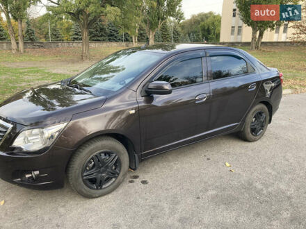 Равон R4 2019 у Кременчуге на Automoto.ua Коричневий Равон R4, об'ємом двигуна 1.49 л та пробігом 80 тис. км за 7500 $, фото 1 на Automoto.ua