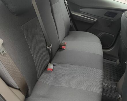 Красный Равон R4, объемом двигателя 1.5 л и пробегом 27 тыс. км за 7300 $, фото 6 на Automoto.ua