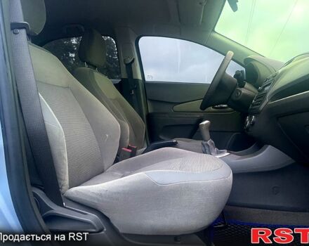 Равон R4, объемом двигателя 1.5 л и пробегом 137 тыс. км за 5600 $, фото 6 на Automoto.ua