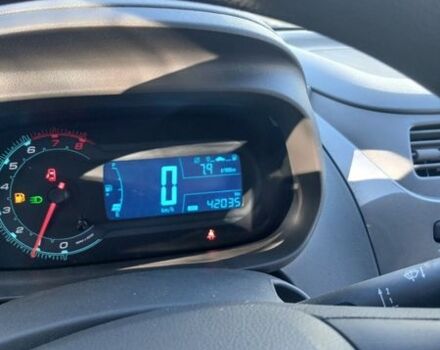 Равон R4, объемом двигателя 1.5 л и пробегом 42 тыс. км за 7000 $, фото 3 на Automoto.ua