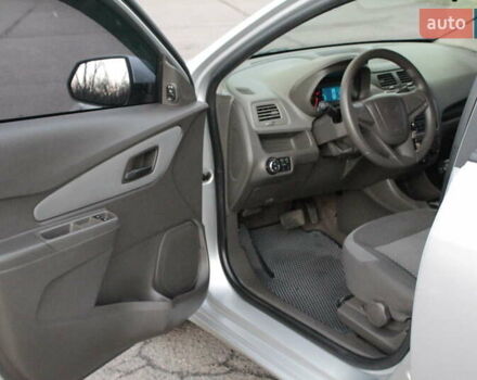 Сірий Равон R4, об'ємом двигуна 1.49 л та пробігом 121 тис. км за 7000 $, фото 18 на Automoto.ua