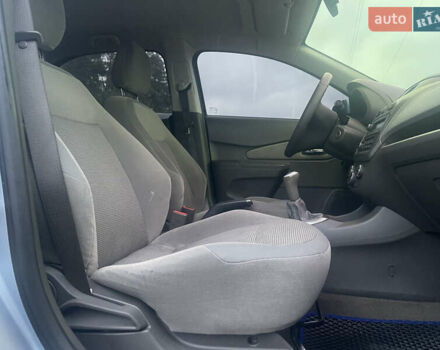 Сірий Равон R4, об'ємом двигуна 1.49 л та пробігом 137 тис. км за 5600 $, фото 12 на Automoto.ua