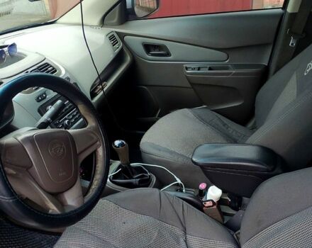 Сірий Равон R4, об'ємом двигуна 1.5 л та пробігом 215 тис. км за 4500 $, фото 1 на Automoto.ua