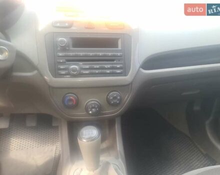 Сірий Равон R4, об'ємом двигуна 1.49 л та пробігом 130 тис. км за 5777 $, фото 12 на Automoto.ua