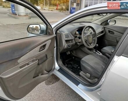 Равон R4 2017 в Львове на Automoto.ua Серый Равон R4, объемом двигателя 1.49 л и пробегом 129 тыс. км за 5950 $, фото 6 на Automoto.ua