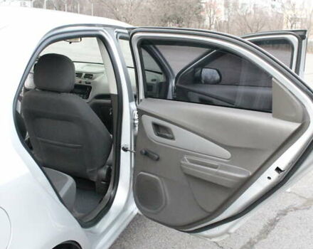 Сірий Равон R4, об'ємом двигуна 1.49 л та пробігом 121 тис. км за 7000 $, фото 17 на Automoto.ua