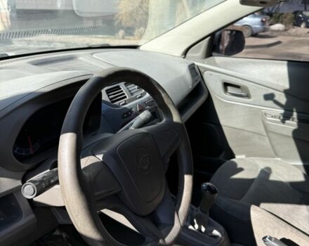 Сірий Равон R4, об'ємом двигуна 1.5 л та пробігом 439 тис. км за 5500 $, фото 3 на Automoto.ua