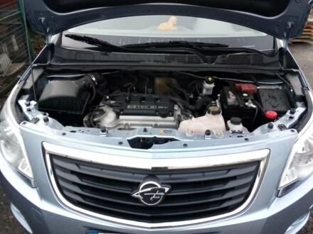 Сірий Равон R4, об'ємом двигуна 1.6 л та пробігом 108 тис. км за 8000 $, фото 1 на Automoto.ua