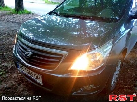 Серый Равон R4, объемом двигателя 1.5 л и пробегом 95 тыс. км за 7500 $, фото 1 на Automoto.ua
