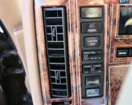 Коричневый Ретро автомобили Класичні, объемом двигателя 3.8 л и пробегом 180 тыс. км за 30000 $, фото 21 на Automoto.ua