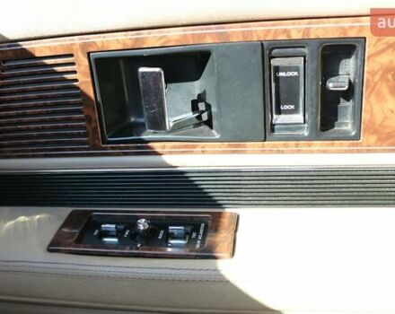 Коричневый Ретро автомобили Класичні, объемом двигателя 3.8 л и пробегом 180 тыс. км за 30000 $, фото 38 на Automoto.ua