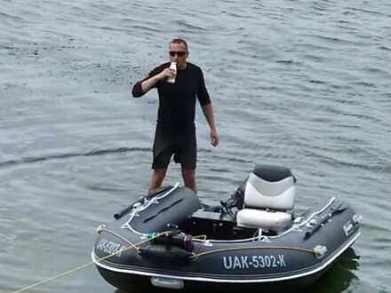 Черный RIB Альбатрос LS, объемом двигателя 2.5 л и пробегом 20 тыс. км за 6300 $, фото 1 на Automoto.ua