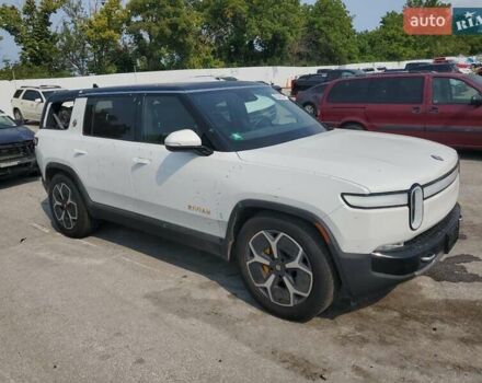 Белый Rivian R1S, объемом двигателя 0 л и пробегом 5 тыс. км за 21000 $, фото 3 на Automoto.ua