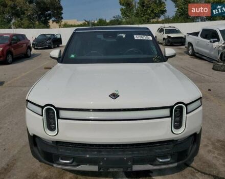 Белый Rivian R1S, объемом двигателя 0 л и пробегом 5 тыс. км за 21000 $, фото 4 на Automoto.ua
